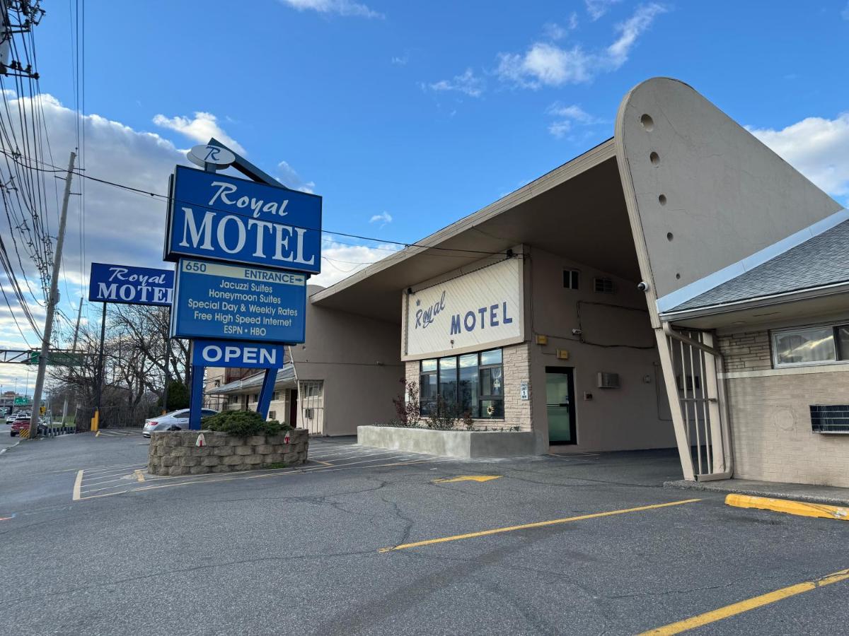 Royal Motel — photo 1