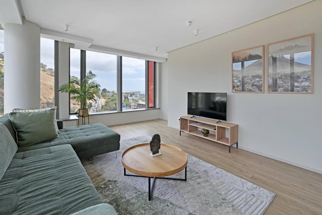 Sara - Modern City Centre Apt - views! - 5