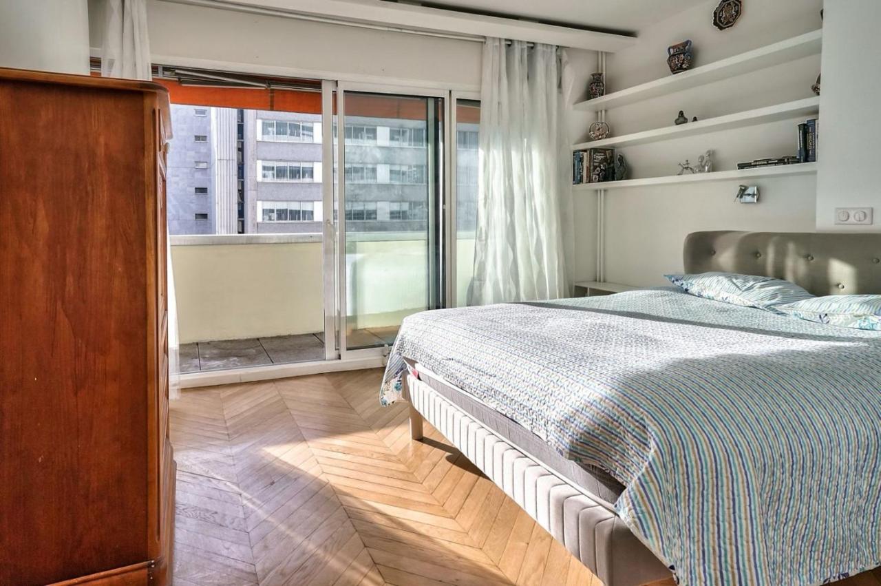 Magnifique appartement 80 m2 face Tour Eiffel - 2