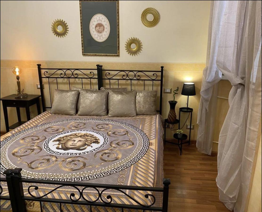 DOMUS ANNIA Guest House, The Amazing Colosseum - 3