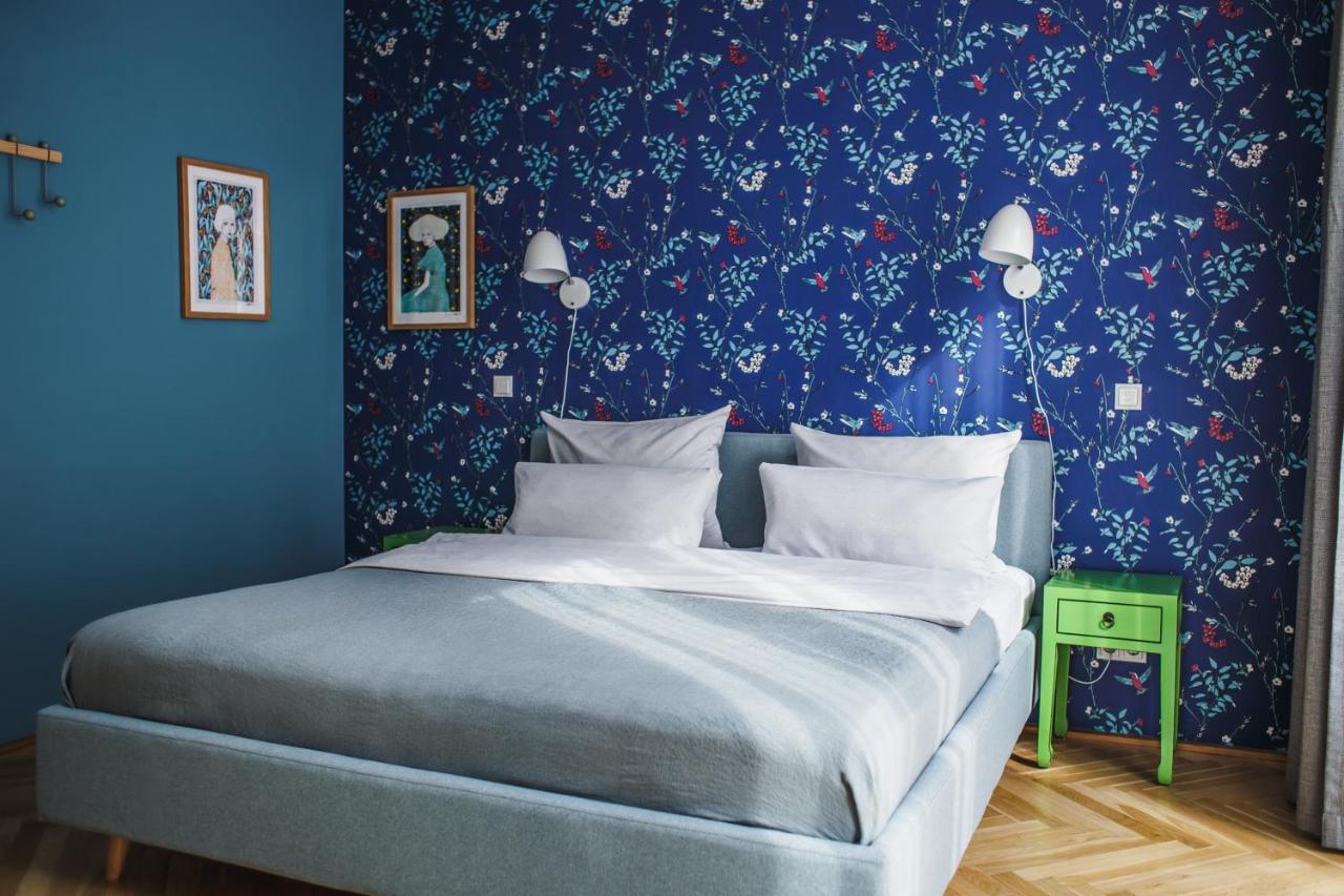 The Circus Apartments - 2