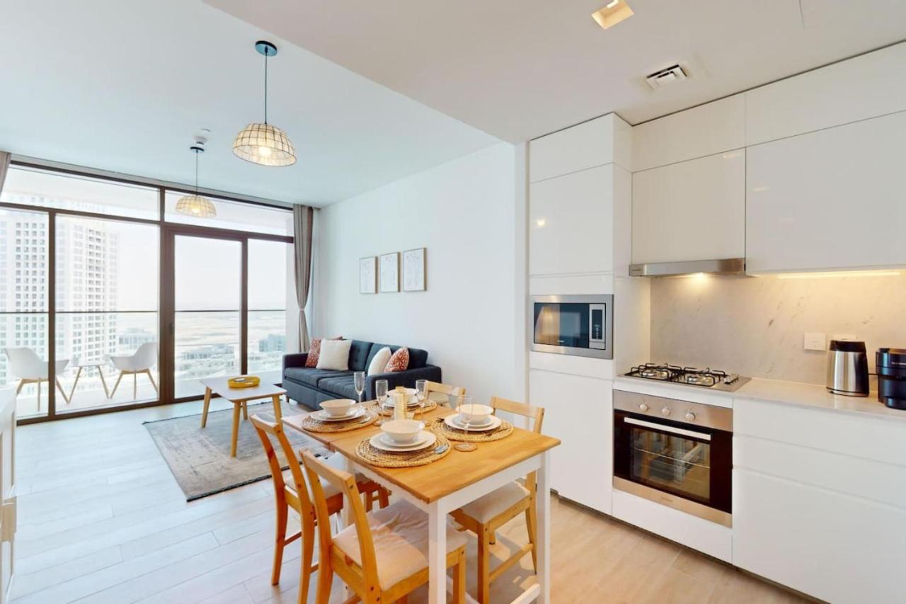 Palace Residences - Modern One Bedroom - 5