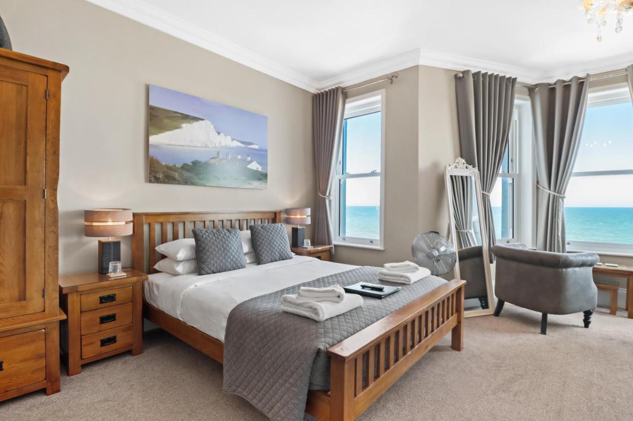 King Room with Sea View - 2nd Floor