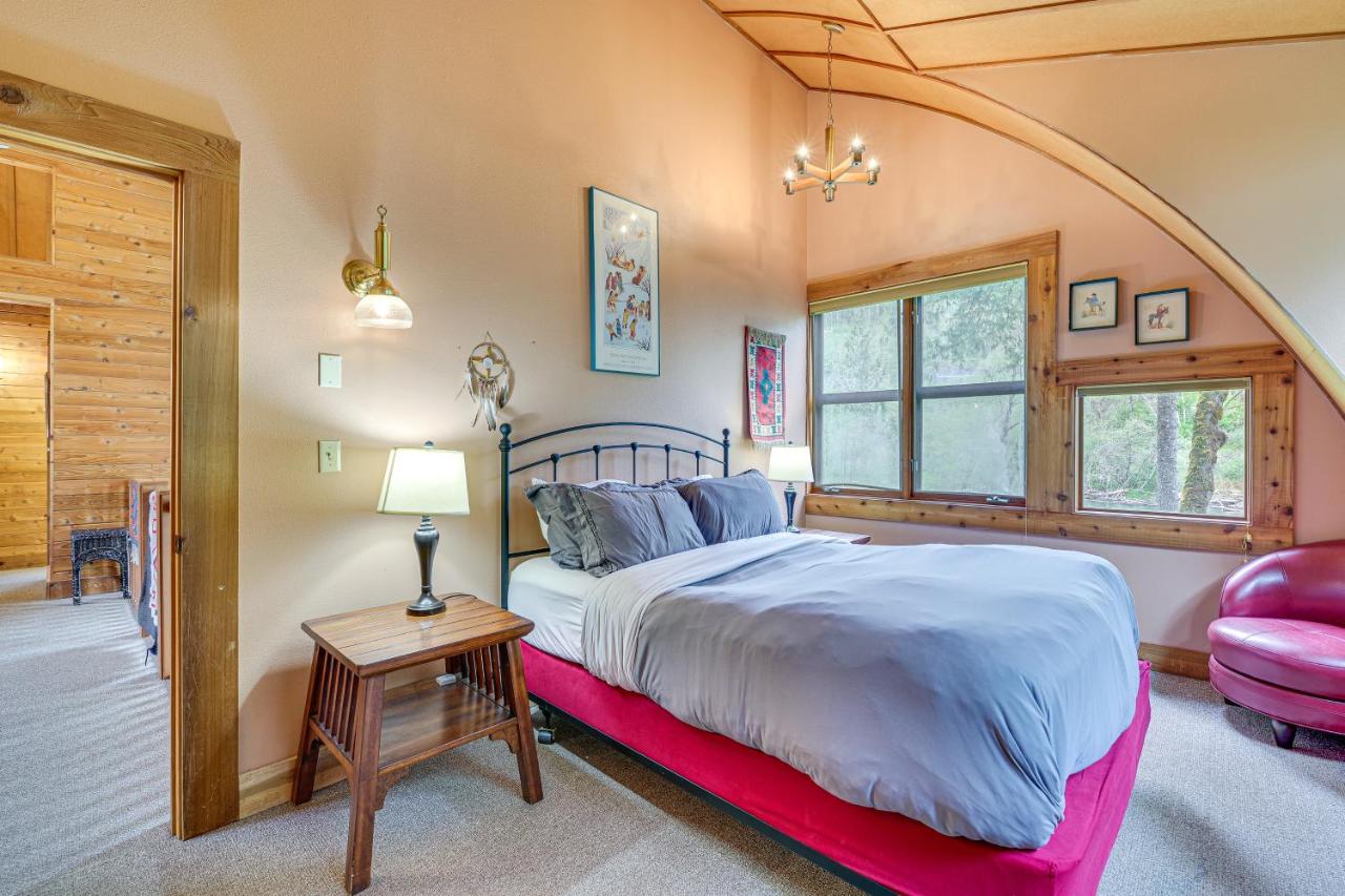 Barrel House at Timberlane Village - Two Bedroom Home with Hot Tub — photo 21