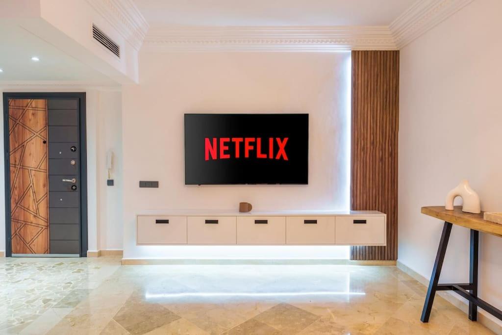 Central Living: Urban Apartment