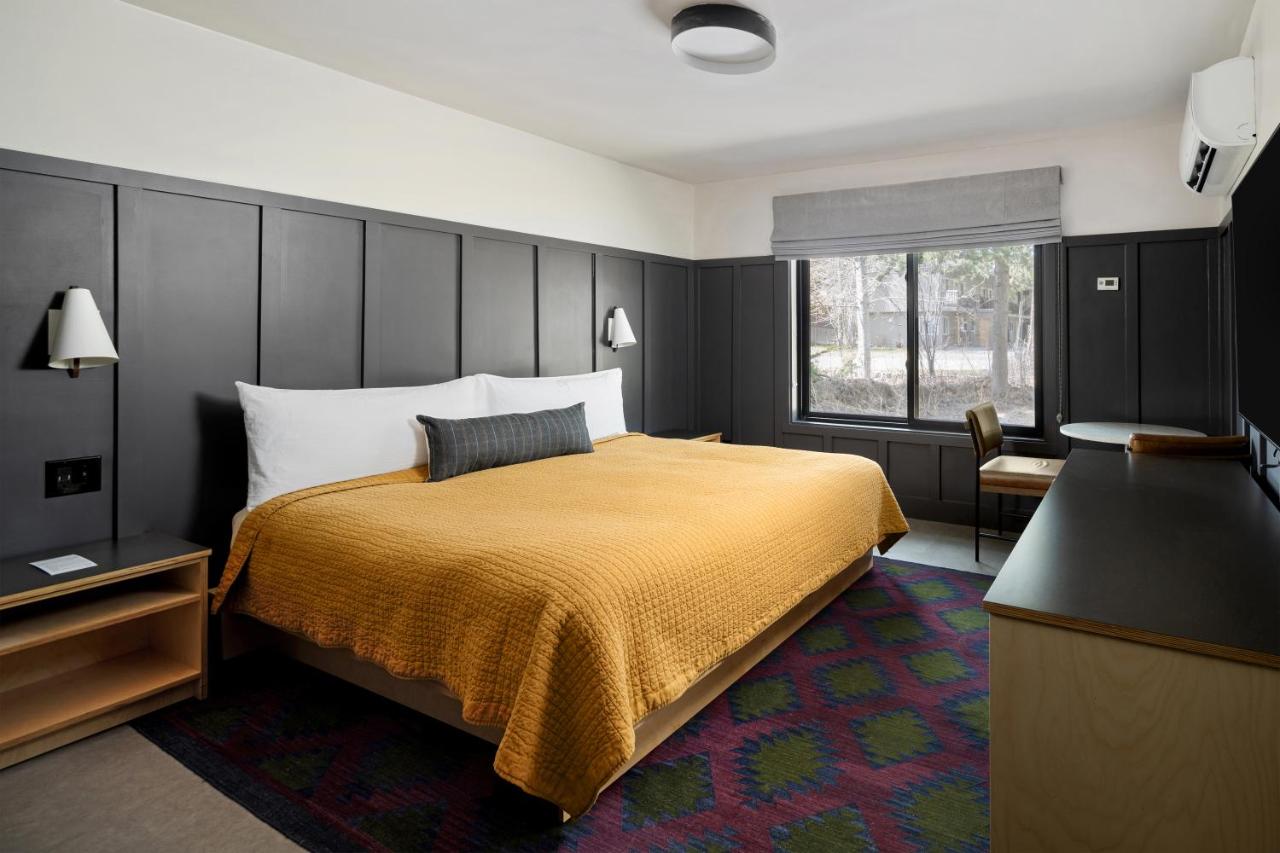 The Coachman Hotel — photo 8