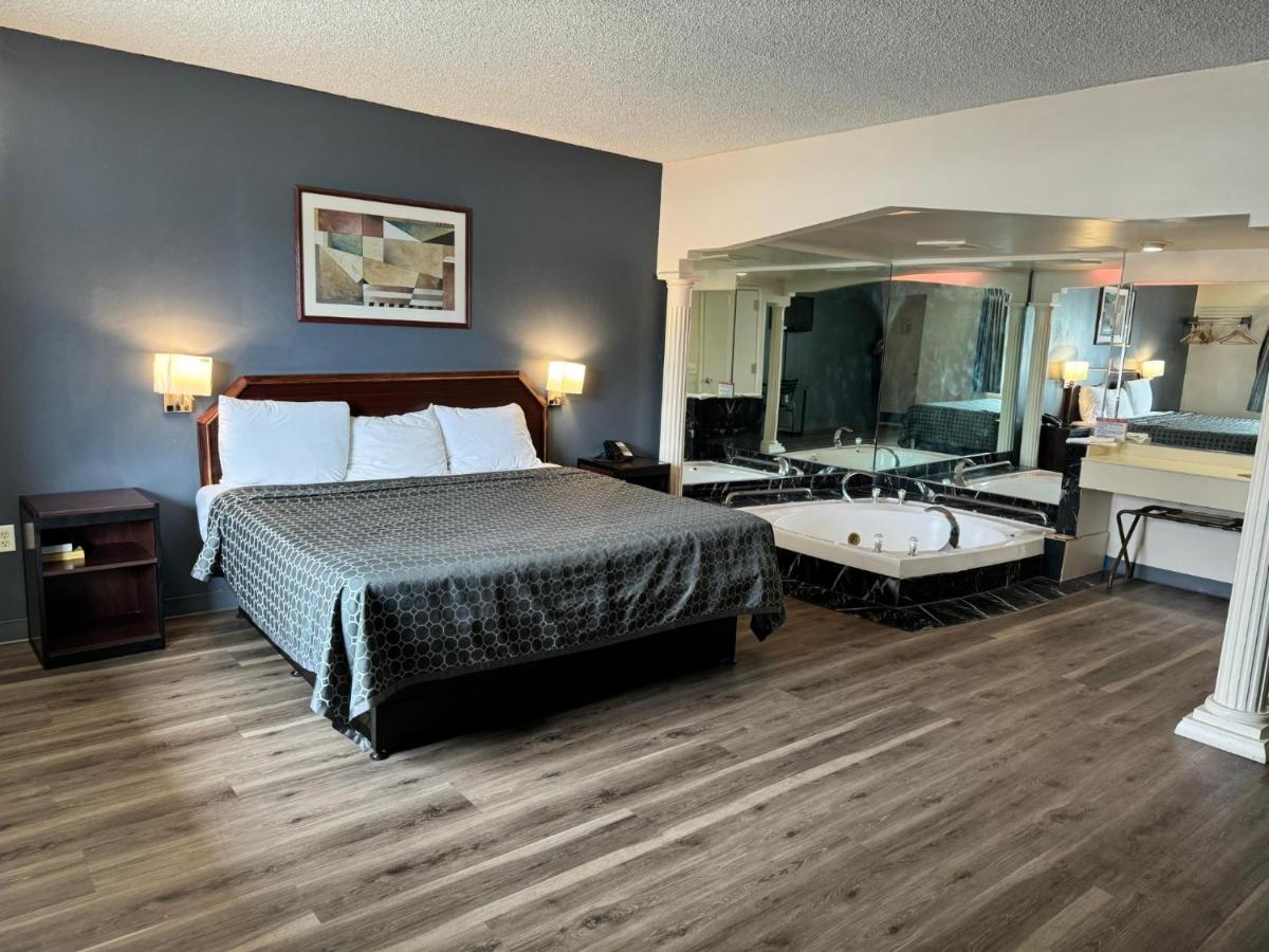Express Inn — photo 12