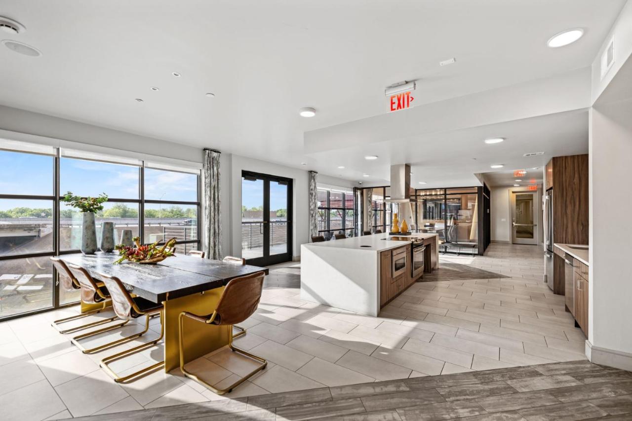 Placemakr Downtown Austin - 3