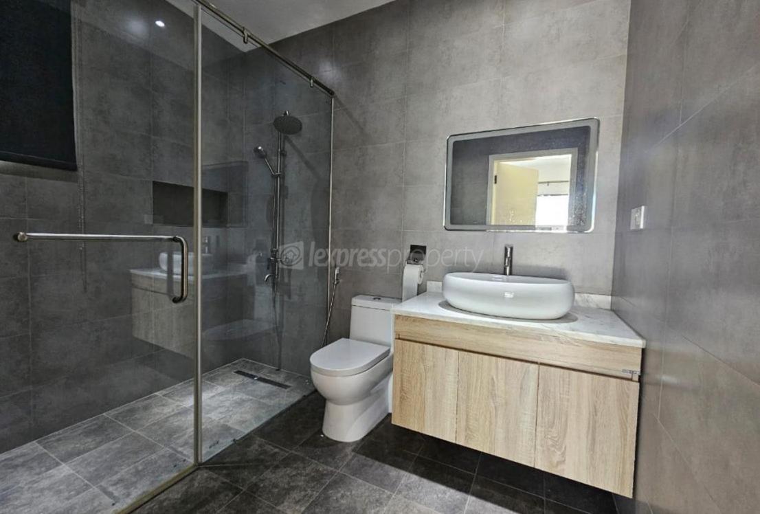 Purple Water Villa - 3