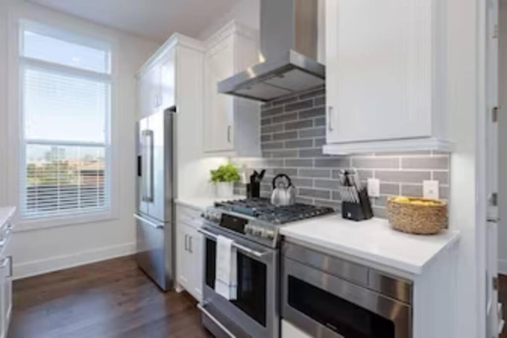 NEW and luxurious home by downtown Nashville with rooftop deck! - 4