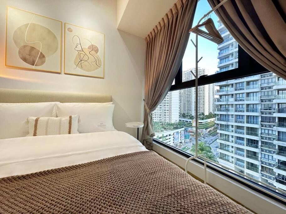 Seaview Sunset 3BR Suite InsStyle DangaBay NearCIQ - 2