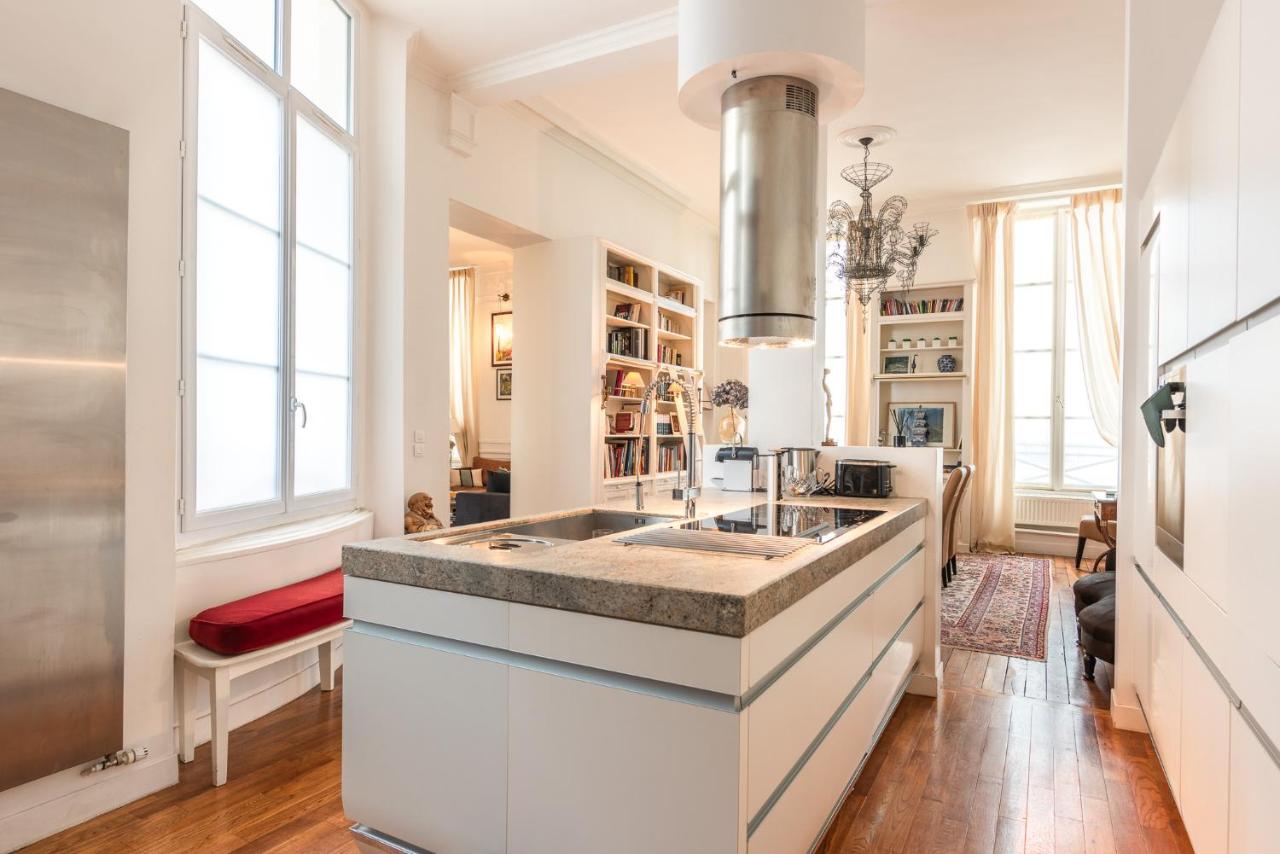 Luxury typical Parisian flat - 6 guests - 5 min from Louvre - 3