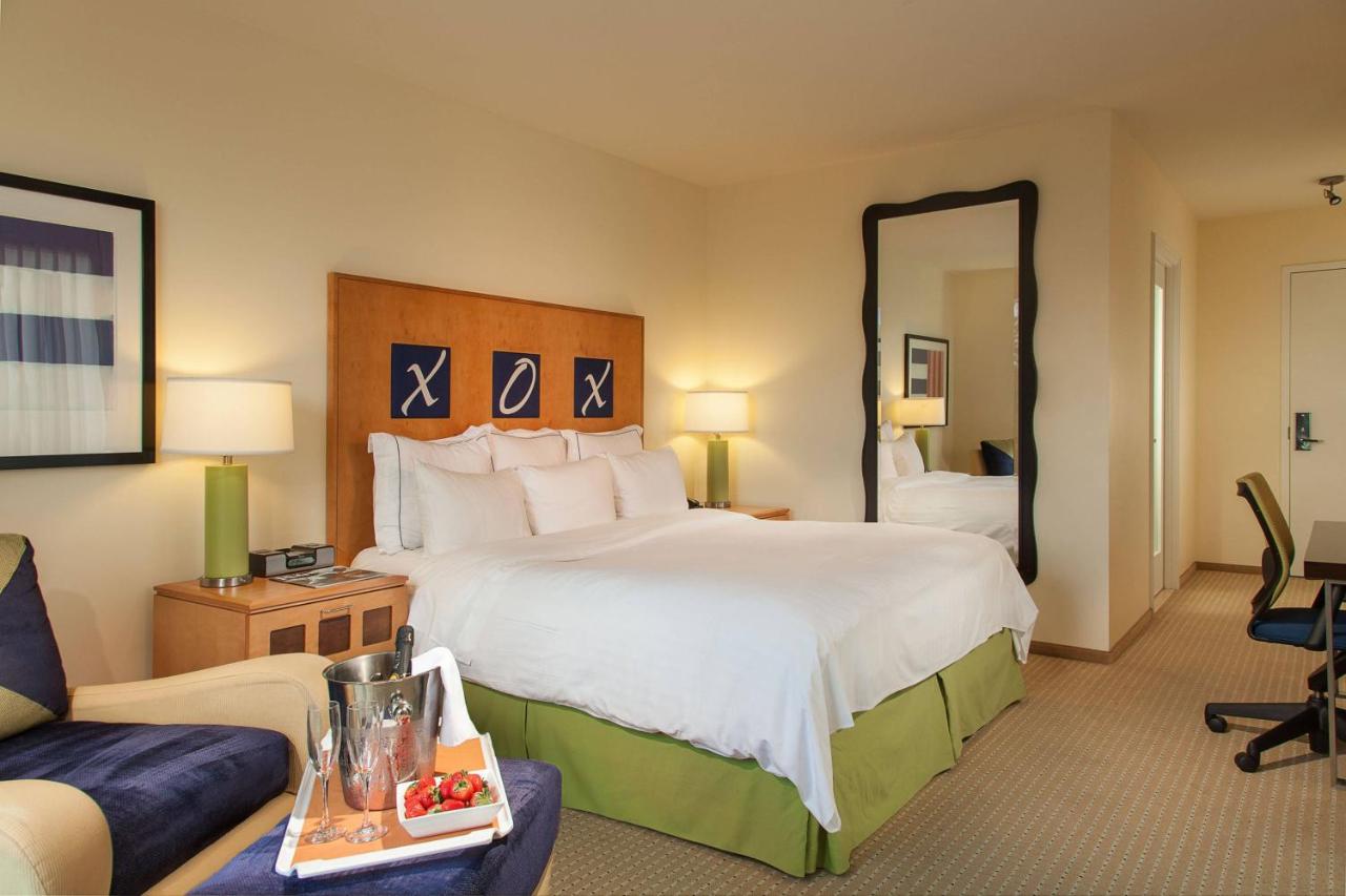 Renaissance Walnut Creek Hotel — photo 8