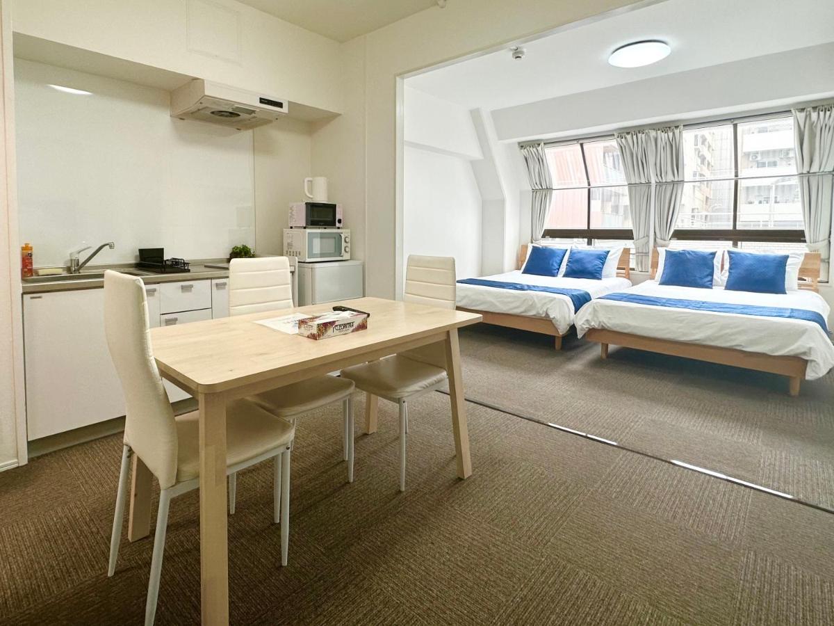 EG41 Elizabeth Garden