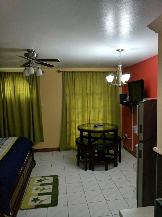 Sandcastle apartments E9 - 4