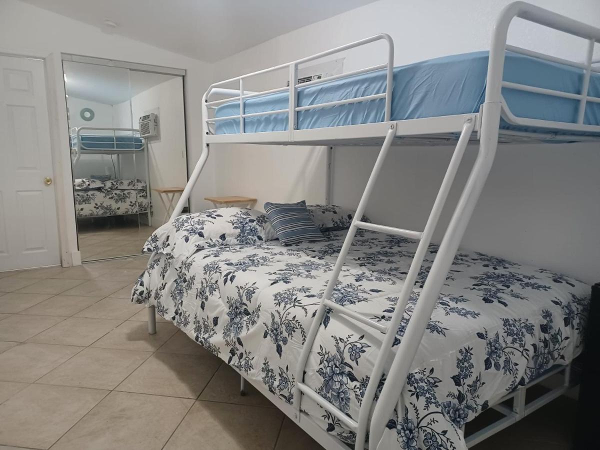 B6 Best Value on Private Bedroom with Private Bathroom in Little Havana, Miami - 2