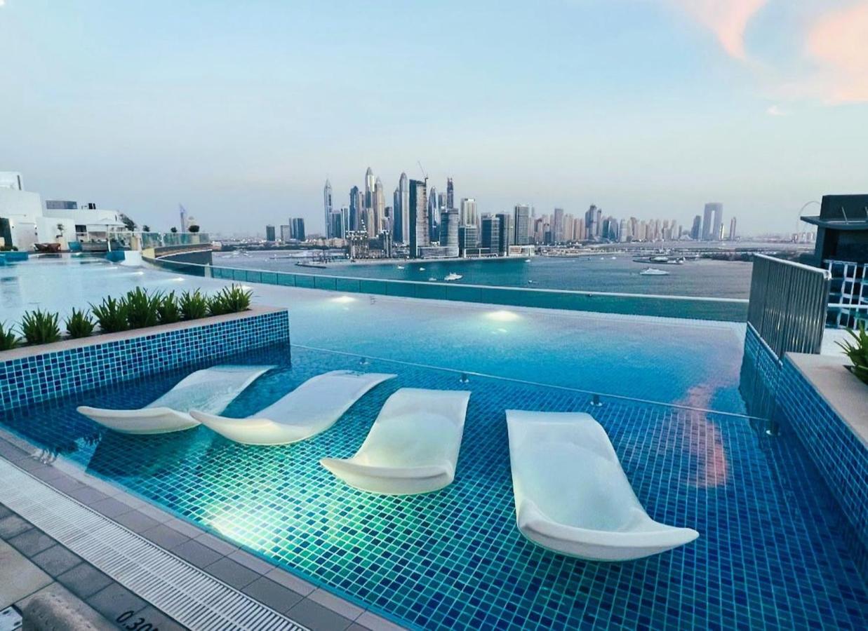 Chic Palm Studio with Infinity Pool - 4