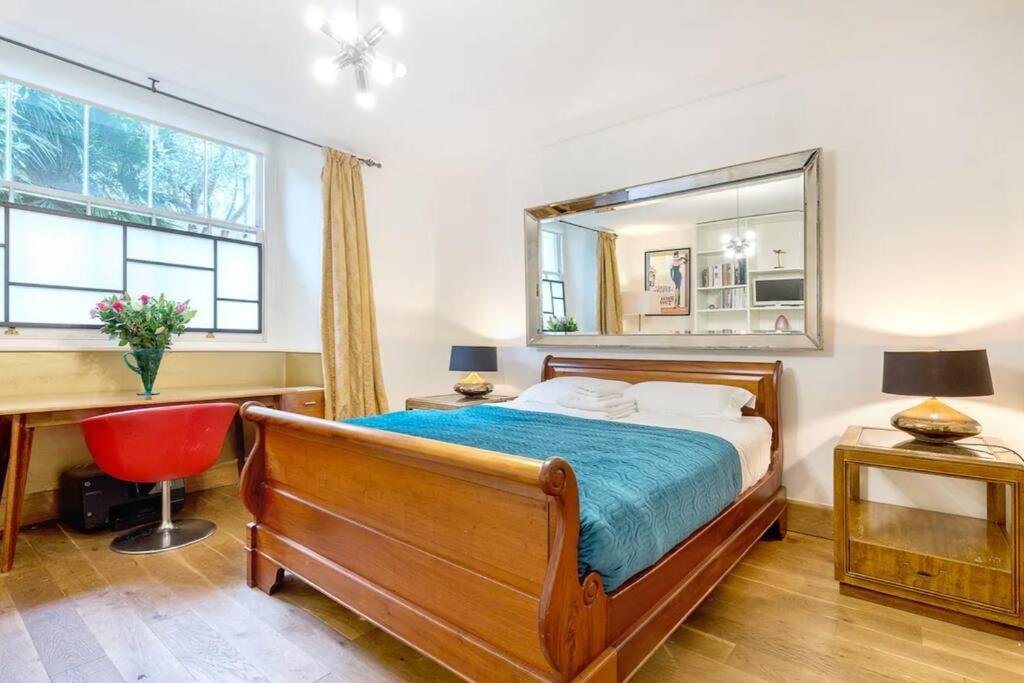 Eclectic family home in the heart of Notting Hill - 2