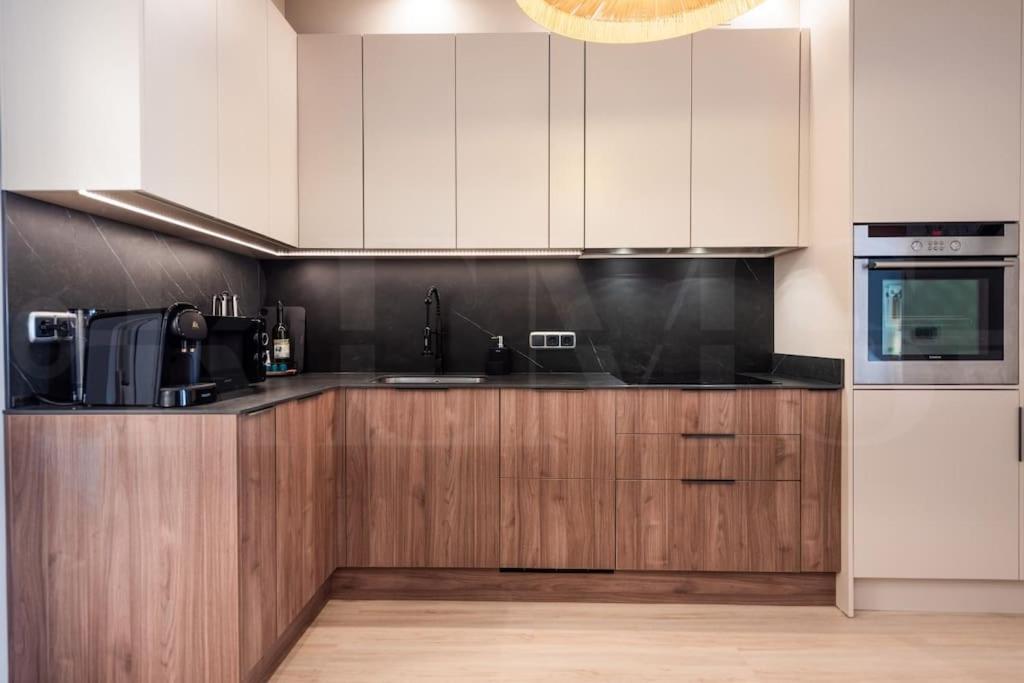 Apartment with terrace steps from beach REMS - 2