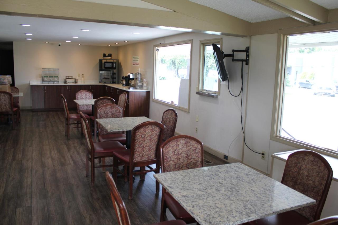 Executive inn — photo 11
