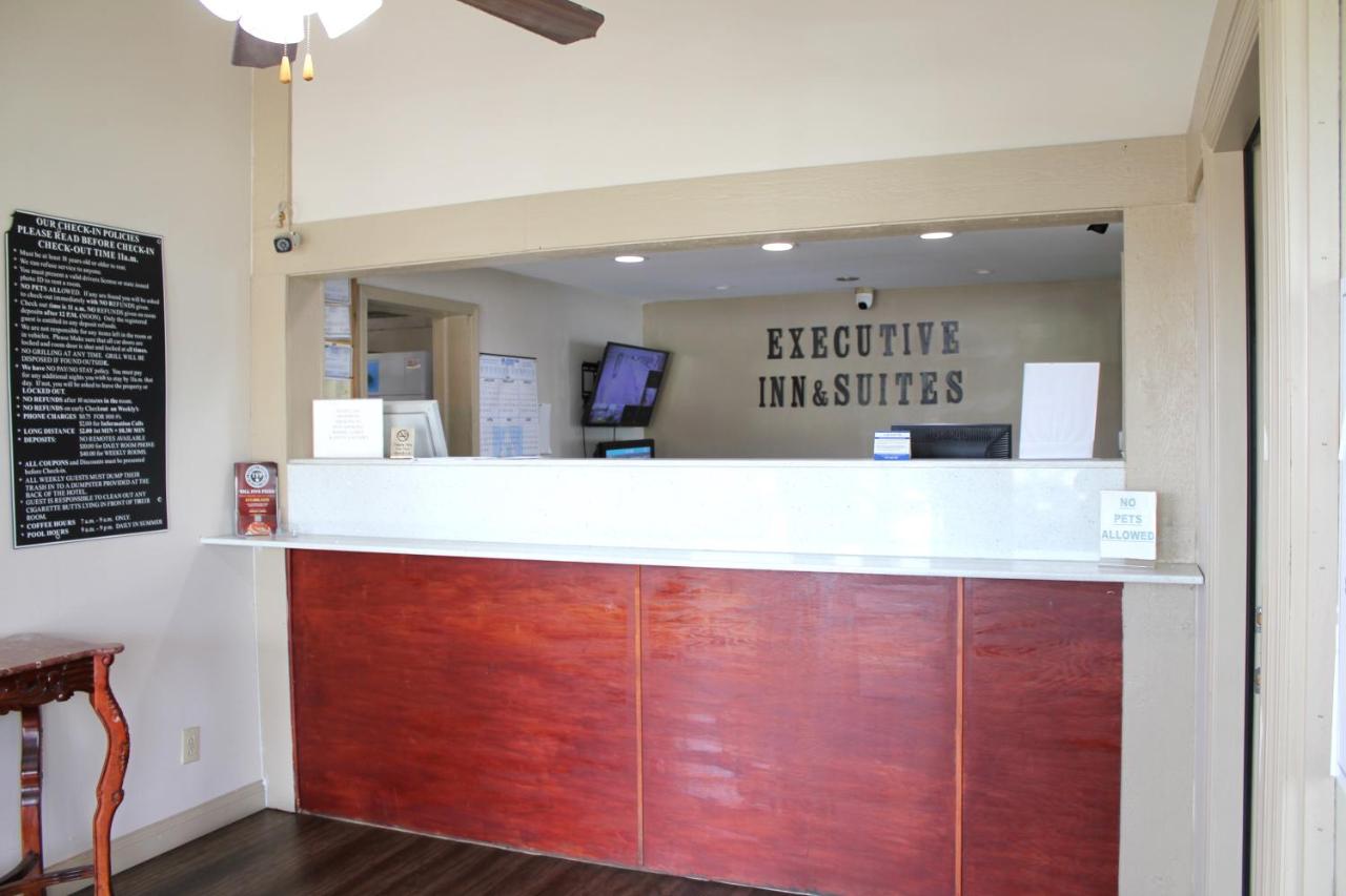 Executive inn — photo 10