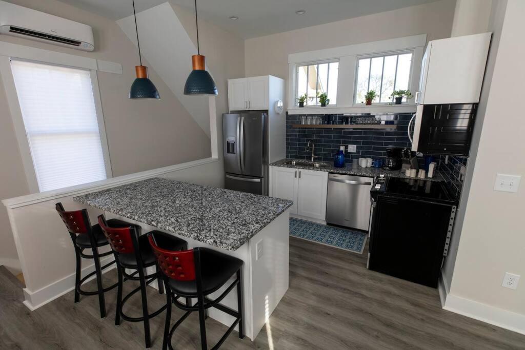 Guest House 12 South Nashville - 4