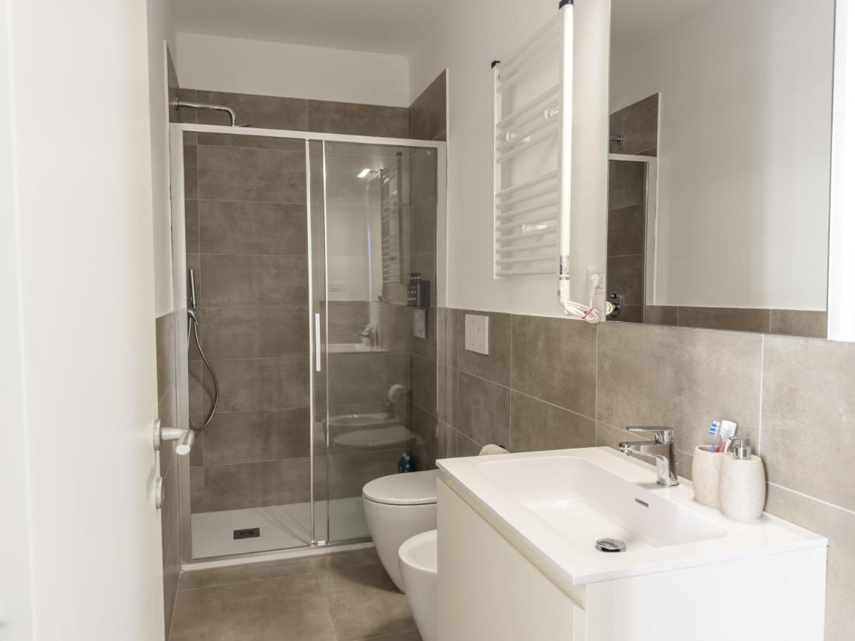 Bright Vatican Apartment - 3