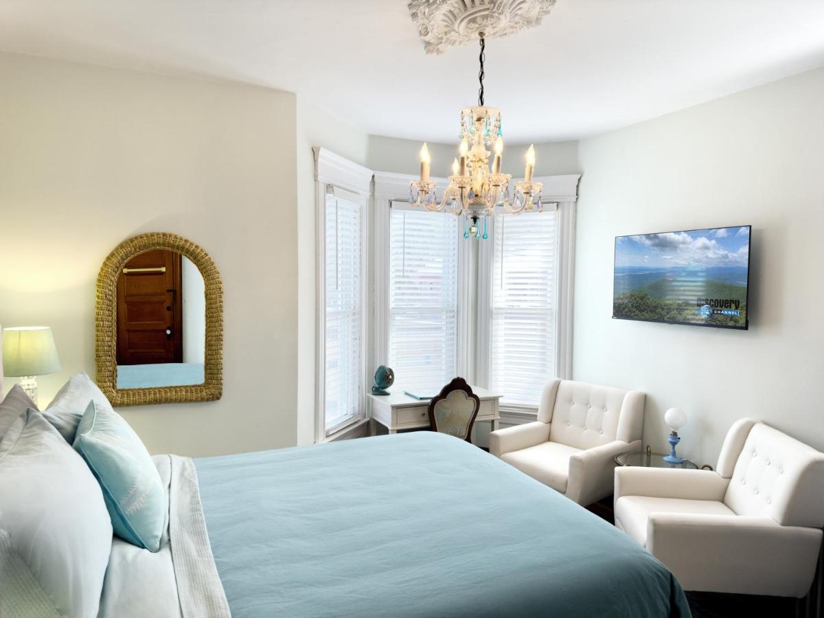 Shadowcrest Guest House — photo 22