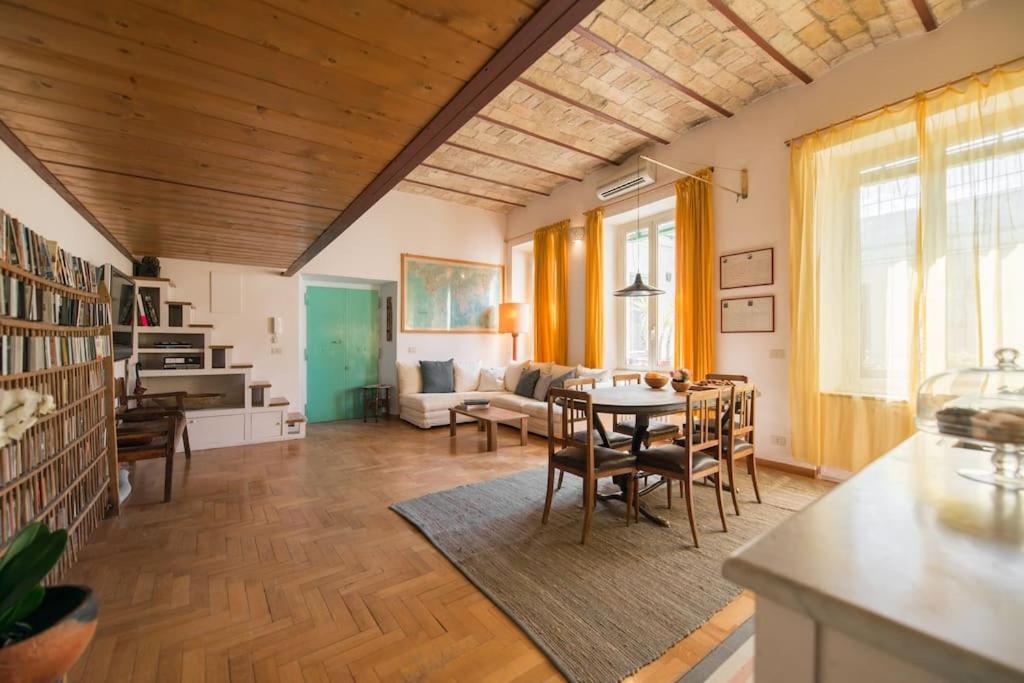 Vatican Dolce Vita - 4