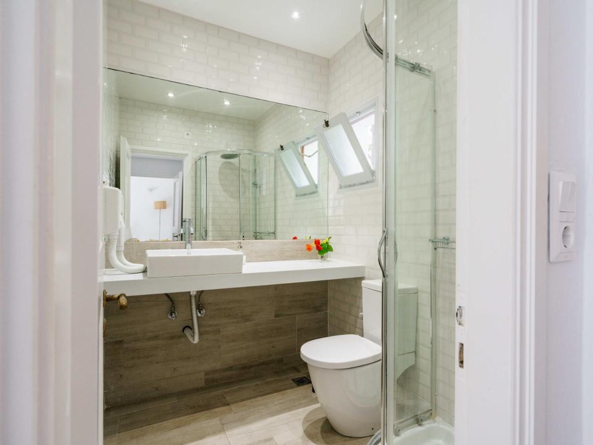 Dominique & Carlos Place - 3