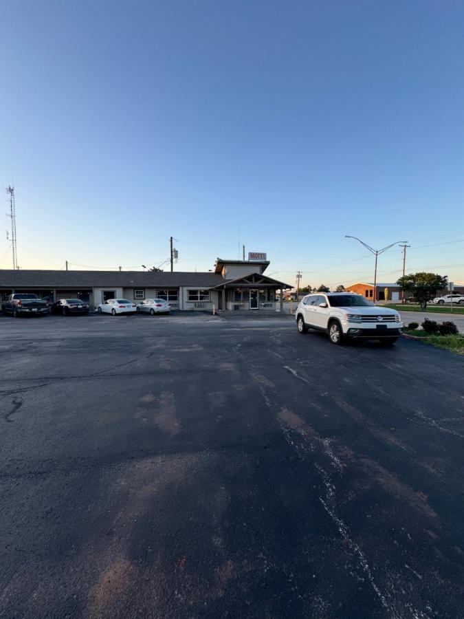 Economy Inn — photo 8