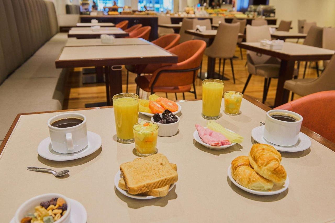 Dazzler by Wyndham Buenos Aires San Martin - 4