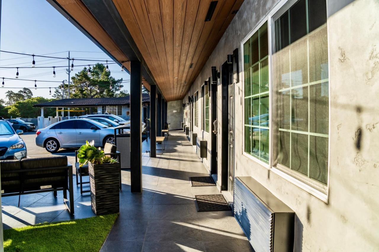 Monterey Surf Inn — photo 15