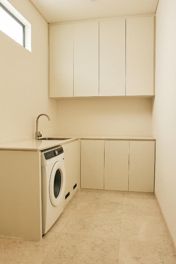 Casa Mona - Luxury 3 Bedroom Villa in Bingin - 2