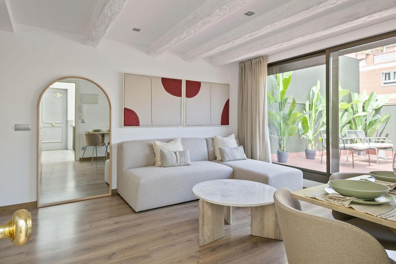 Ola Living Consell De Cent - 2