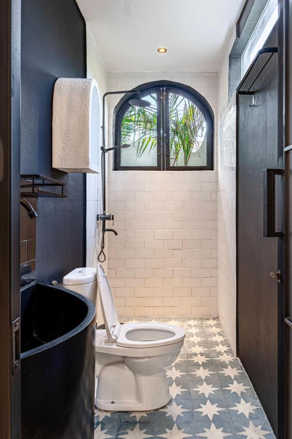 Casa Toledo 1 Bedroom Seminyak - Kerobokan - 3