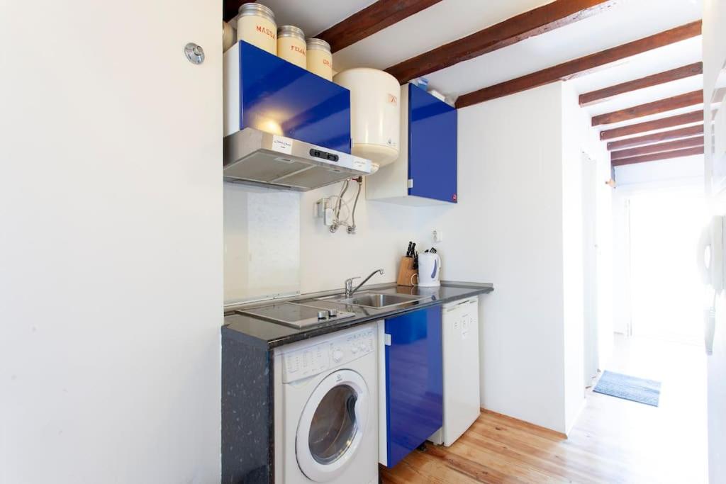 Mouraria I, Eco-duplex, French Balcony & Smart Check-in - 2