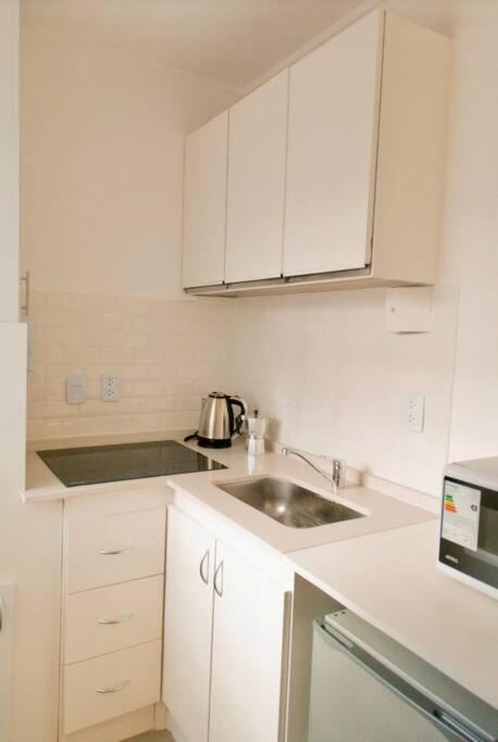 Obelisco Boutique JV F - 4