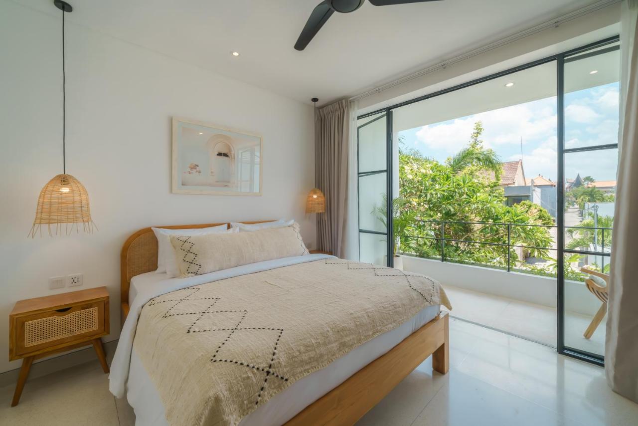 Puri Senang - Modern 4BR Pool Villa , Central Berawa , 6 min to Beach & Finns - 5