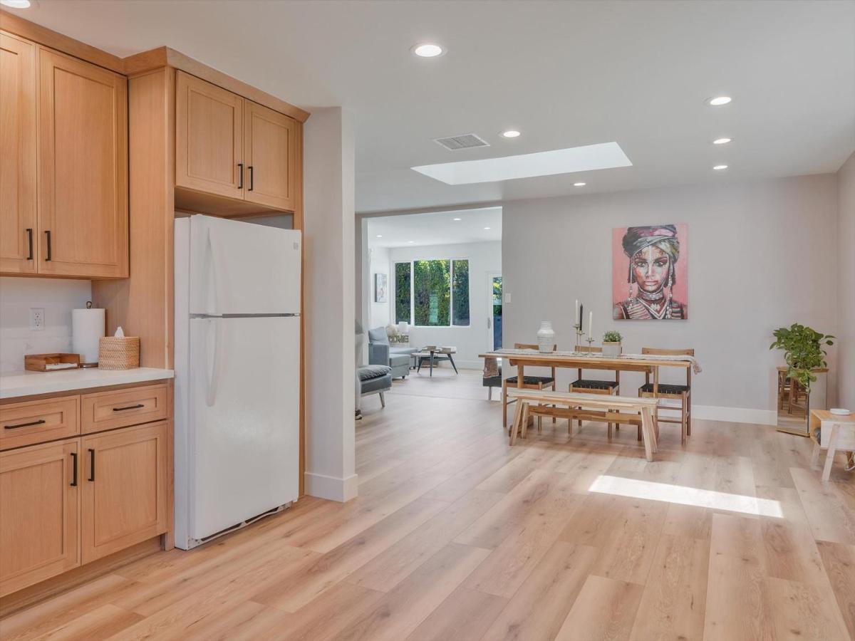 Hollywood Dream pool home & king beds - 4