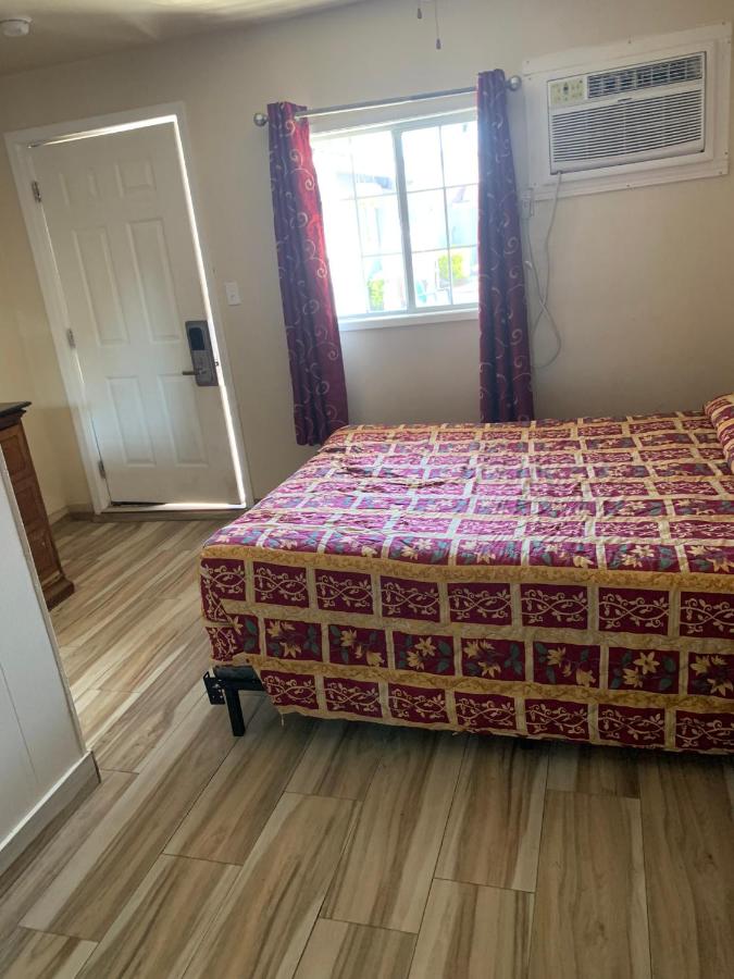 Jerry's Motel Of Oakdale — photo 16