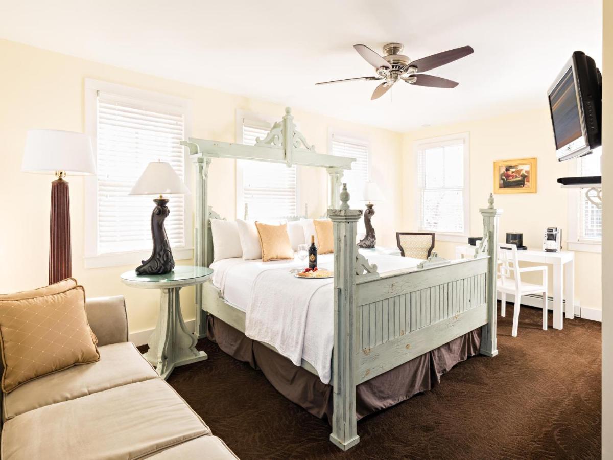 Brass Key Guesthouse Adults Only — photo 8