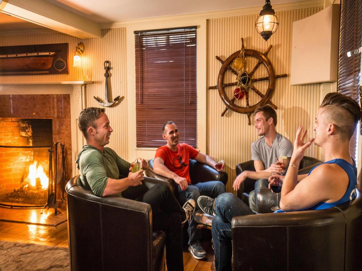 Brass Key Guesthouse Adults Only — photo 23