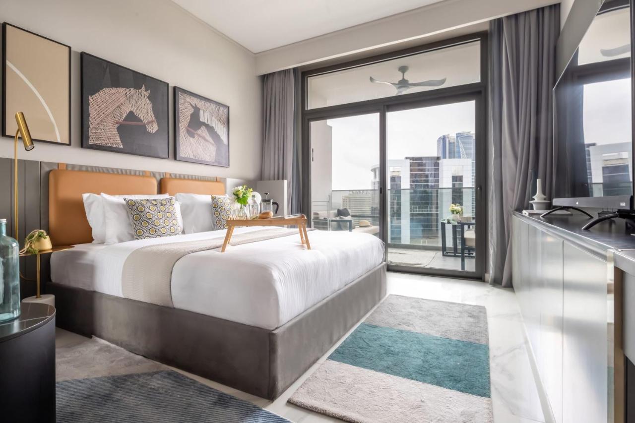 Frank Porter - MAG 318 - 5