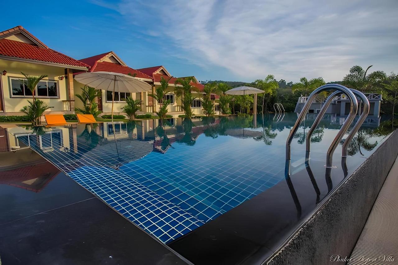 Phuket Airport Villa