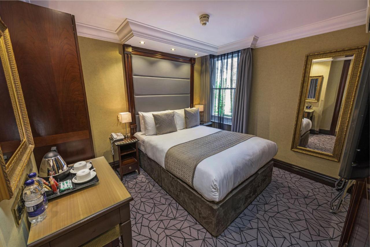 Hyde Park International - 2