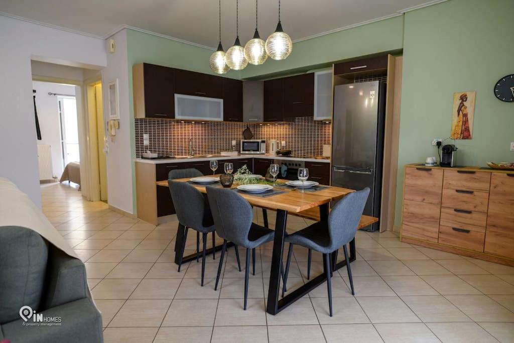 Thyme Out - Modern Apartment in Egaleo-Athens - 3