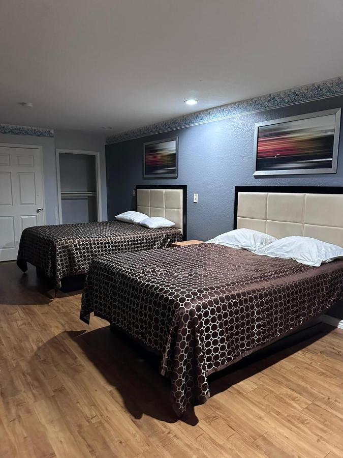 Mustang Inn — photo 18