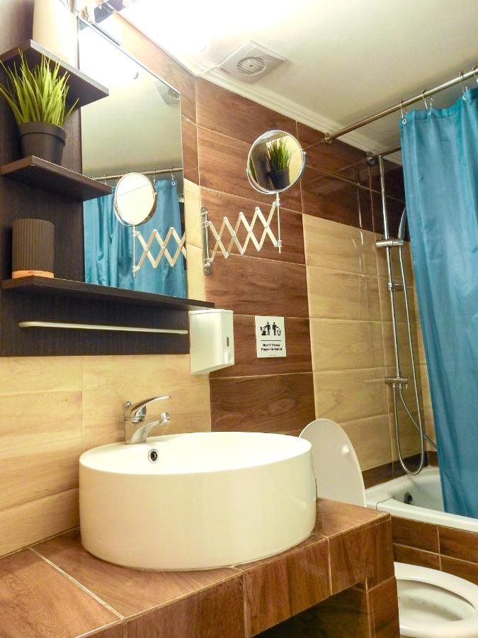 Green ART House Athens - 4