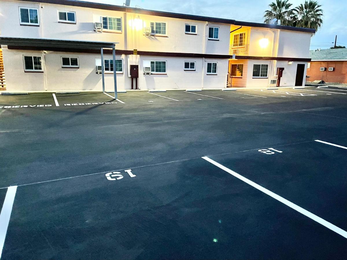 Royal Lodge Motel — photo 20